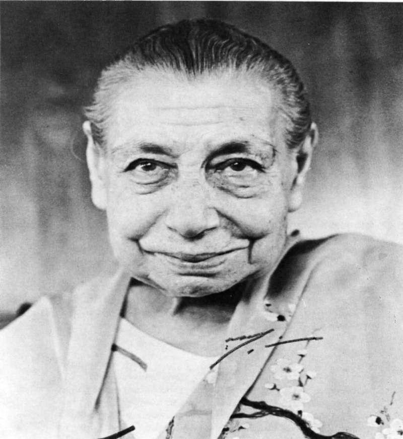 Publishers Note - 0002-1.jpg