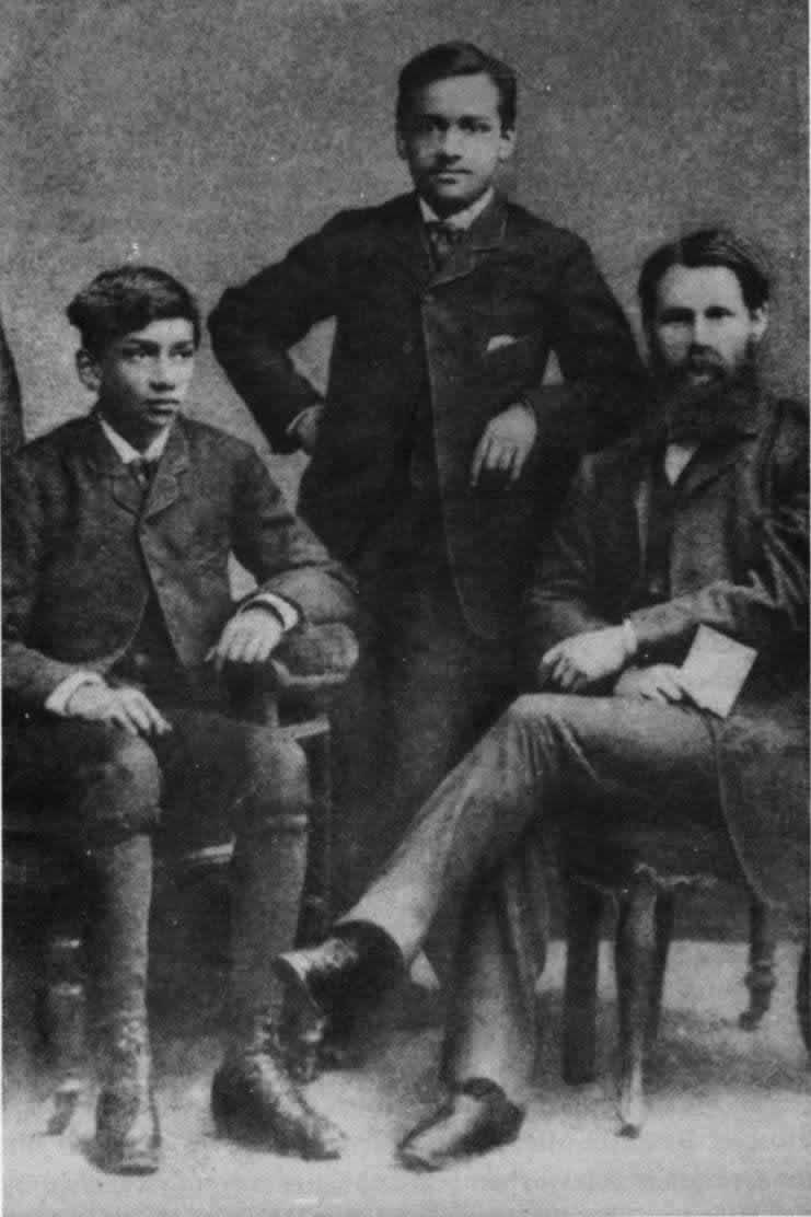 Prologue 16 - 0006-1.jpg